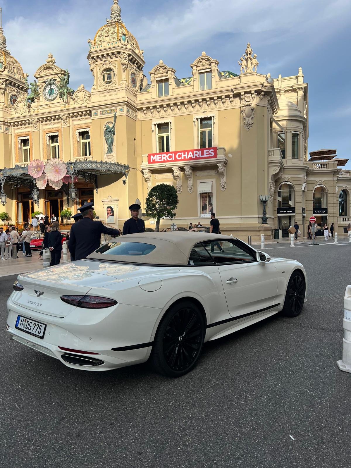 Bentley Continental GTC Speed — photo 9